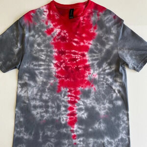GILDAN Soft Style | Tie-Dye T-Shirt | Color: Gray and Red | Size: L